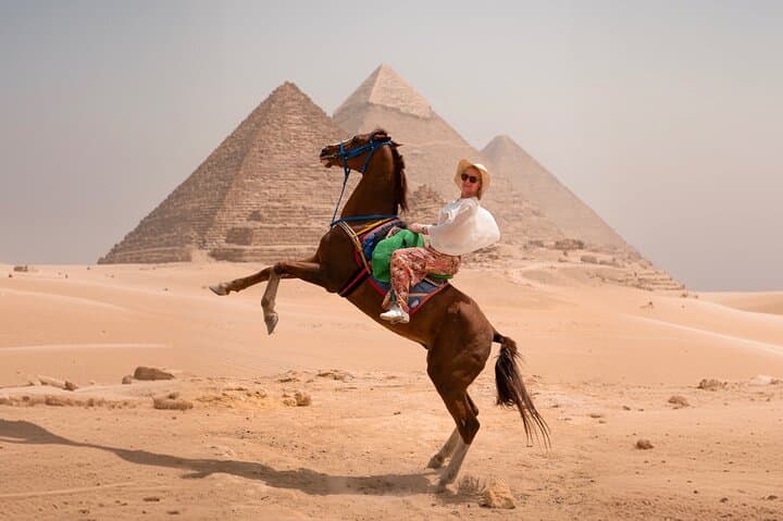 Giza Pyramids Photoshoot & tour with Jumping Horse, Camel, Sphinx
