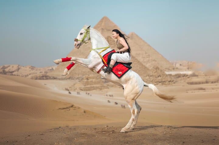 Giza Pyramids Photoshoot & tour with Jumping Horse, Camel, Sphinx