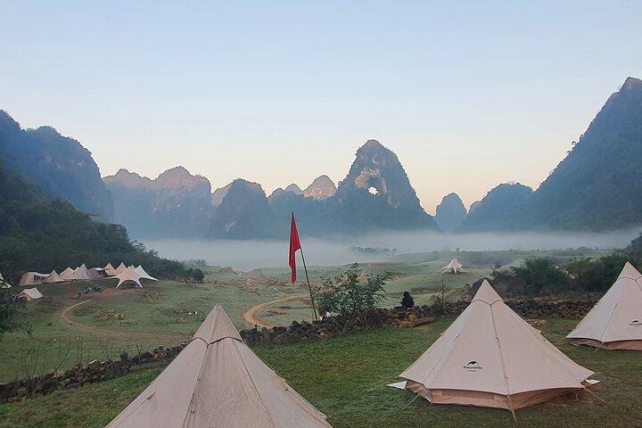 Excursão de dia inteiro em Cao Bang Ban Gioc Cachoeira Angel Eye Moutain