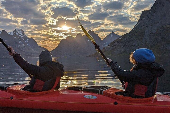 Midnight Sun Kayak à Reinefjord (3 heures)