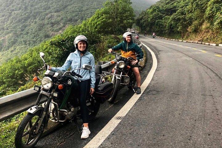 Hue to Hoi An Motorcycle Excursion: Aventura do Hai Van Pass