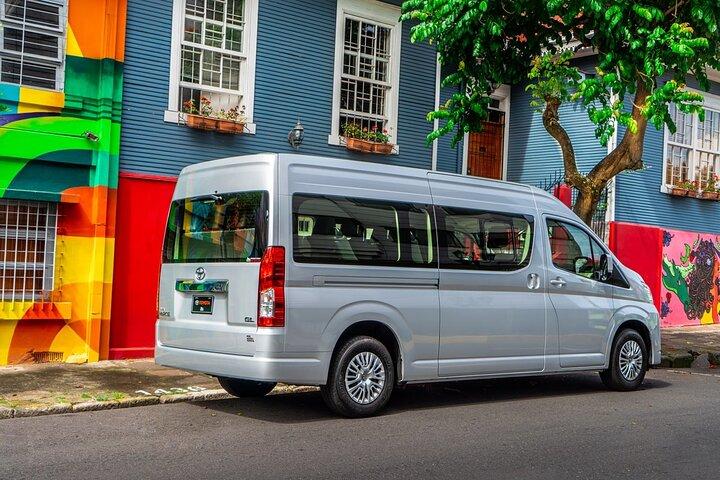 Traslado privado al aeropuerto Playa del Coco Hermosa Ocotal