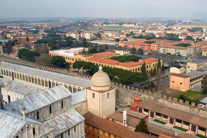 Pisa Scavenger Hunt & Highlights Self-Guided Walking Tour