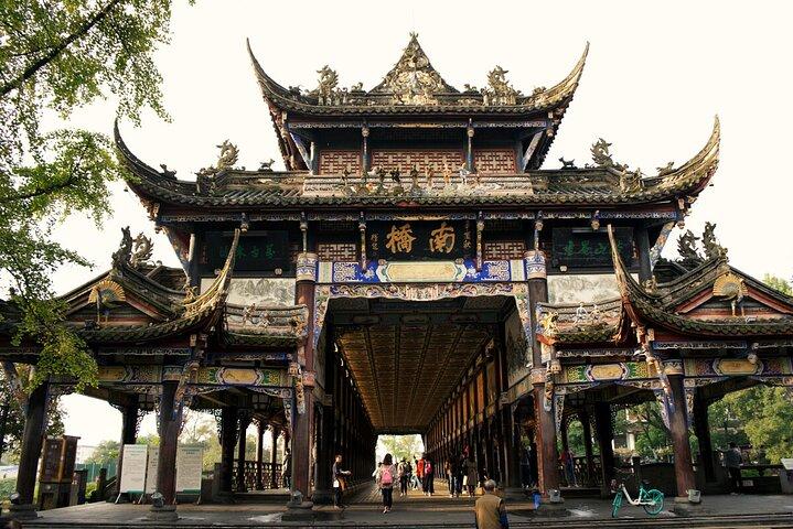 Mount Qingcheng og Dujiangyan kunstvandingssightseeingtur