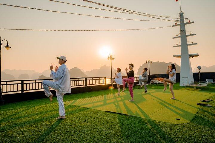 Champion Cruise: Lan Ha Bay äventyr - 3 dagar från Hanoi