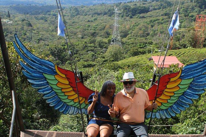 Blumenroute von El Salvador und Albanien-Kaffee