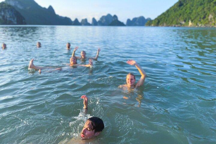 O melhor Lan Ha Bay Sunset Boat Tour da Ilha Cat Ba