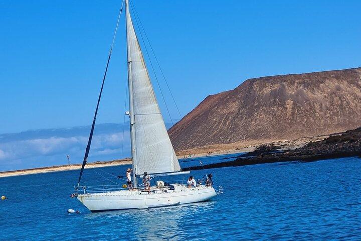 Privat Sunset Sailing Charter for Par fra Corralejo