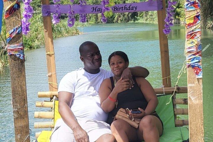 Bambus rafting og rideture i OchoRios Jamaica