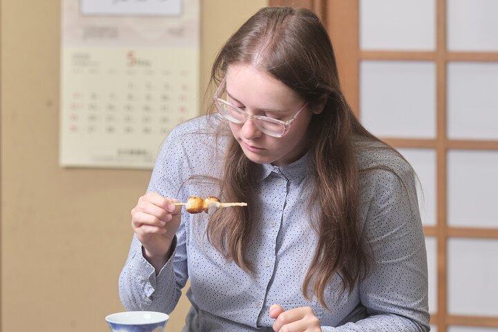 Tokyo Calligraphy Ervaar Japanse lekkernijen met groene thee