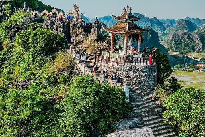 Hanoi a Ninh Binh Grupo pequeno de 12 : Hoa Lu - Tam Coc - Mua Cave