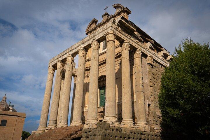 Visita guiada en grupo al Coliseo, el Foro Romano y la Colina Palatina
