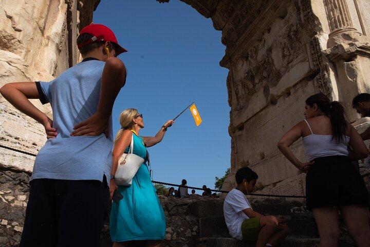 Visita guiada en grupo al Coliseo, el Foro Romano y la Colina Palatina