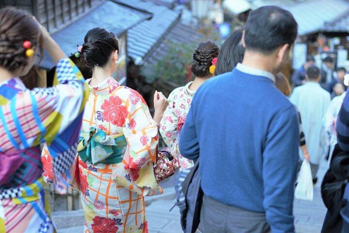 Profitons de porter le kimono ! Courte visite du temple Kiyomizu de Kyoto