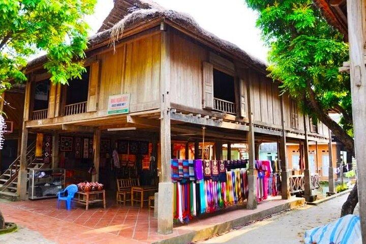 マイチャウ日帰り旅行: ベトナムの隠れた田園地帯をサイクリング