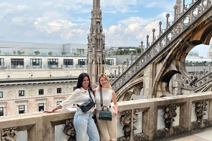 Milan: Duomo Tour with Rooftop Access – Small Group or Private