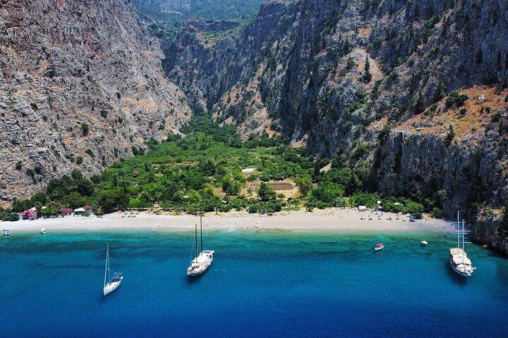 Sail Turkey: 18-39's Fethiye to Olympos Gulet Cruise