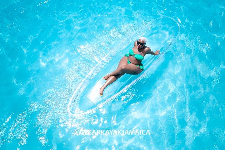 Clear Kayak Drone Video & Fotografering nära Ocho Rios Jamaica