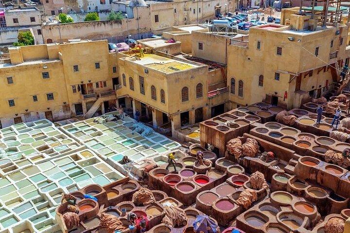 Private 6 - Day Morocco Tour : Casablanca, Chefchaouen & Desert