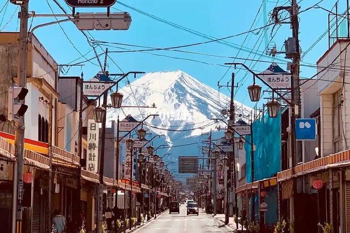 Mount Fuji 5th Station, Oshino Hakkai och Swan Lake Day Tour