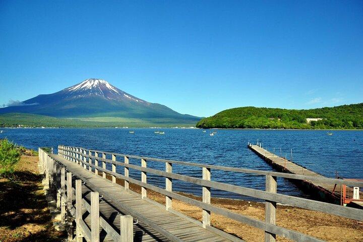 Mount Fuji 5th Station, Oshino Hakkai och Swan Lake Day Tour