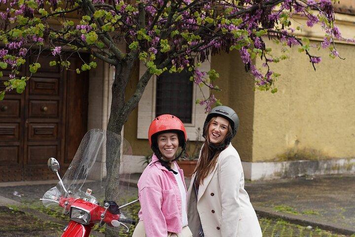 Rome Vespa Journey with City Center with Pickup and Drop-off