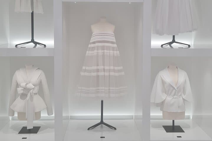 Paris Makeover with Local Fashion Experts