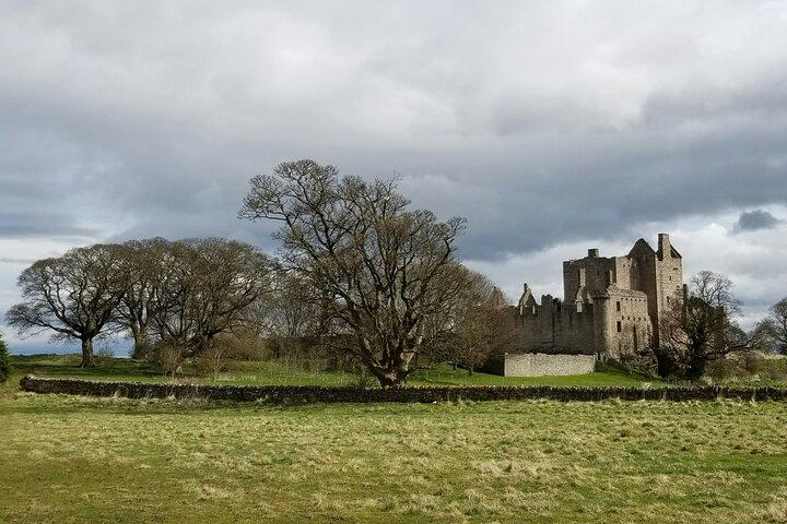 Un cuento de reinas: la vida de María Reina de Escocia, tour privado de un día