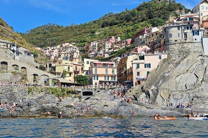 Private Boat Tour from La Spezia to 5 Terre whit Drinks-Snack