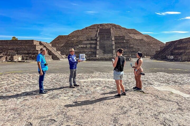 Teotihuacan Early Access & Tula Archeological Sites Private Tour