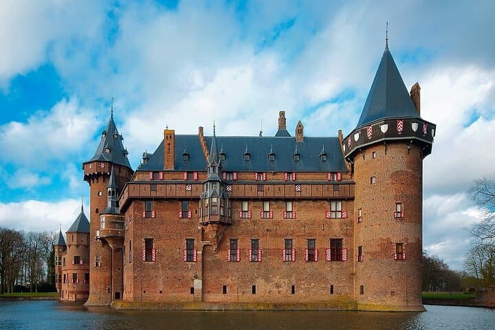 Castle De Haar and 17th century Palaces Private Tour
