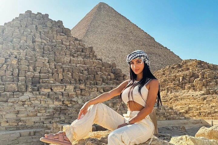 Day Tour to Giza Pyramids , sphinx ,With all the highlights