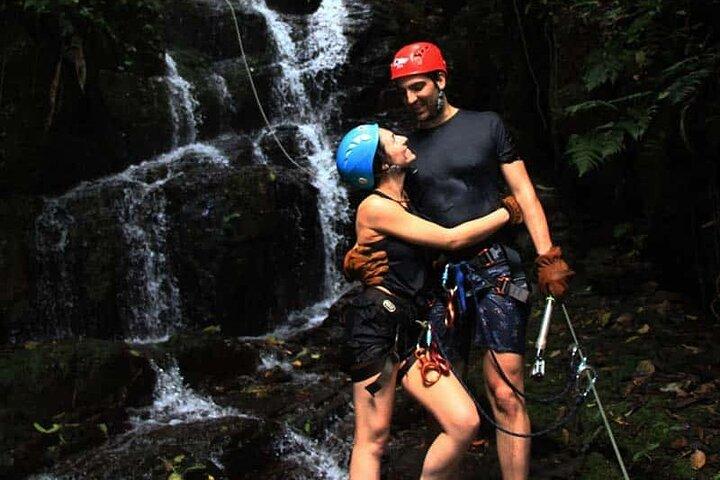 Canyoning Cascade Rappel Aventure au Costa Rica