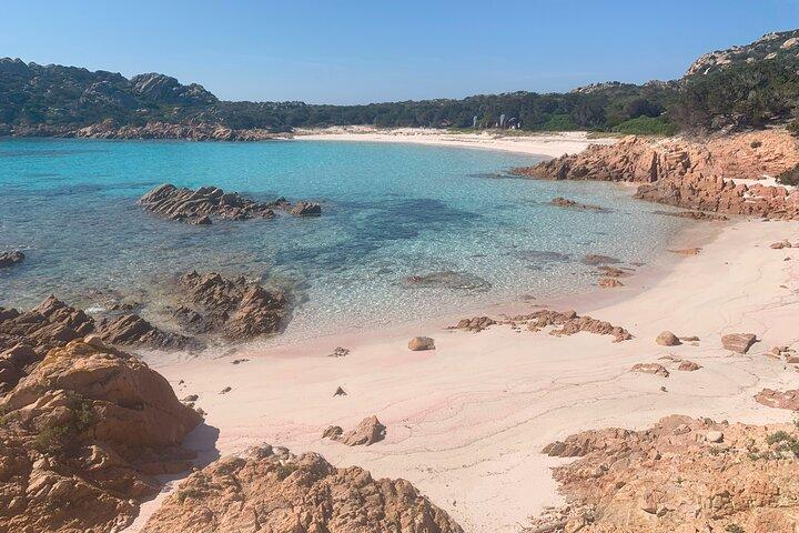 Katamaran-dagstur til La Maddalena-øerne med sardinsk frokost