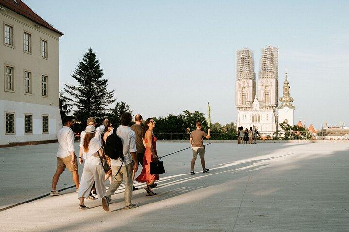 Zagreb Restaurantes Comida e degustação de vinhos com passeio a pé pela Cidade Velha