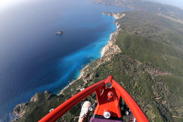 Voo de triciclo paramotor em Corfu