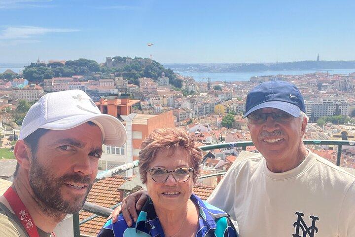 Lisbon 1h30 Tuk-Tuk Tour: The best way to visit the city