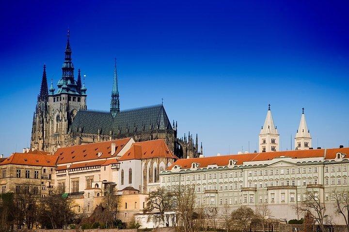 Private Prague City Tour with Pick Up
