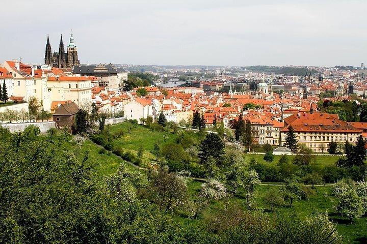 Private Prague City Tour with Pick Up