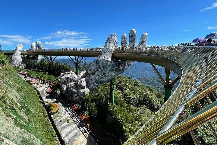 GOLDEN BRIDGE & BA NA HILLS depuis les HÔTELS de DA NANG ou de la ville de HOI AN