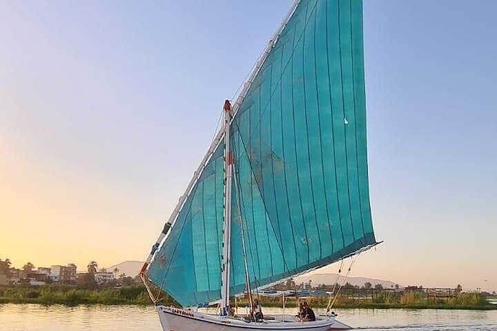 Nile River Lunch or Dinner Cruise in Luxor (private Tour)
