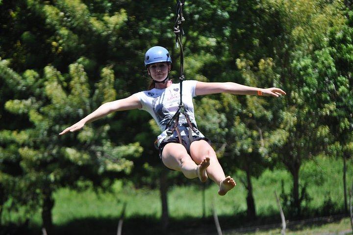 Roatan's ORIGINAL Zip-n-Dip: Zipline, dovendyr og West Bay Beach