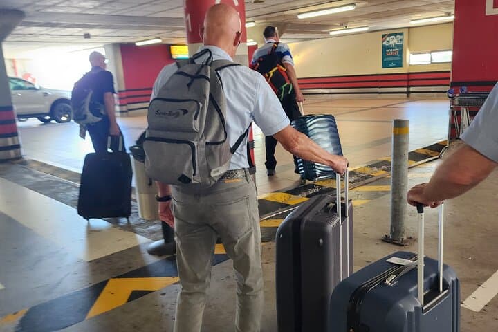 Cape Town Airport–City Hotels Transfer One Way.