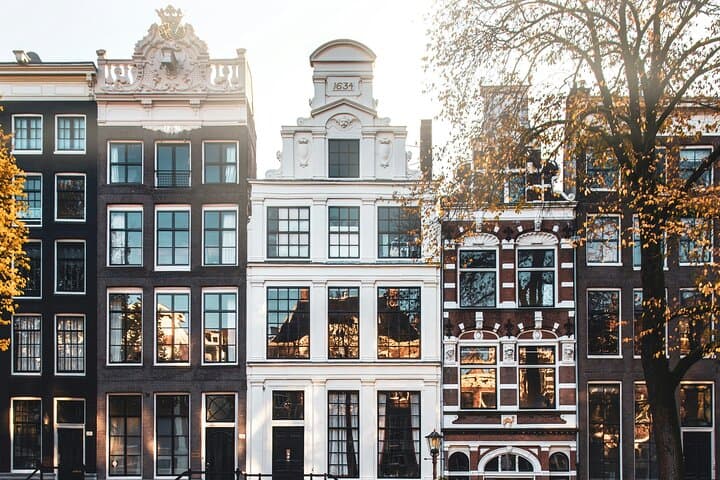 Personalized Hidden Gems of Amsterdam Private Tour with a Local