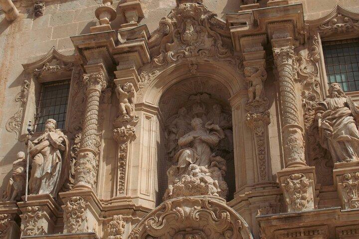 Tour de tapas, tabernas, vinhos, recantos escondidos e história de Alicante