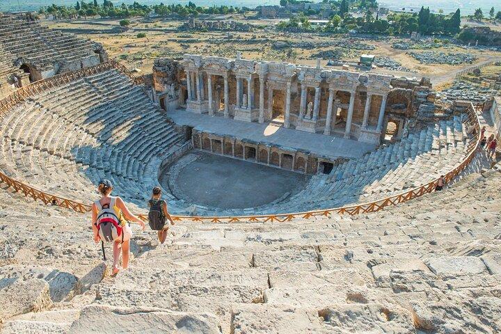 Tour di un giorno a Pamukkale e Hierapolis da Antalya con pranzo