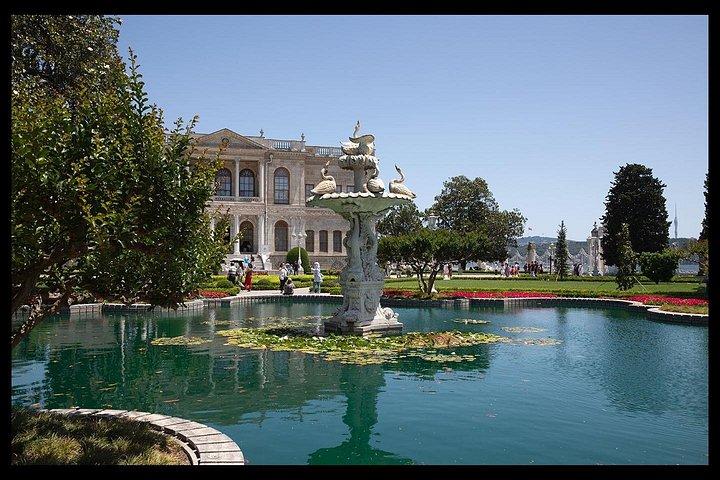 Ottoman Palaces in Istanbul: Topkapi Palace and Dolmabahce Palace