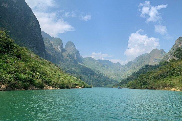 Malerisches Ha Giang Loop Abenteuer: 3 Tage 2 Nächte mit dem Auto