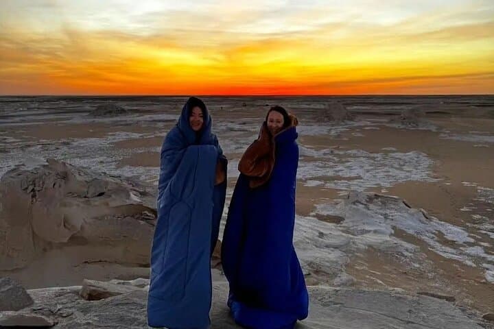 10 Day Around Egypt to Cairo ,Giza ,White desert ,Nile Cruise With Train & Hotel