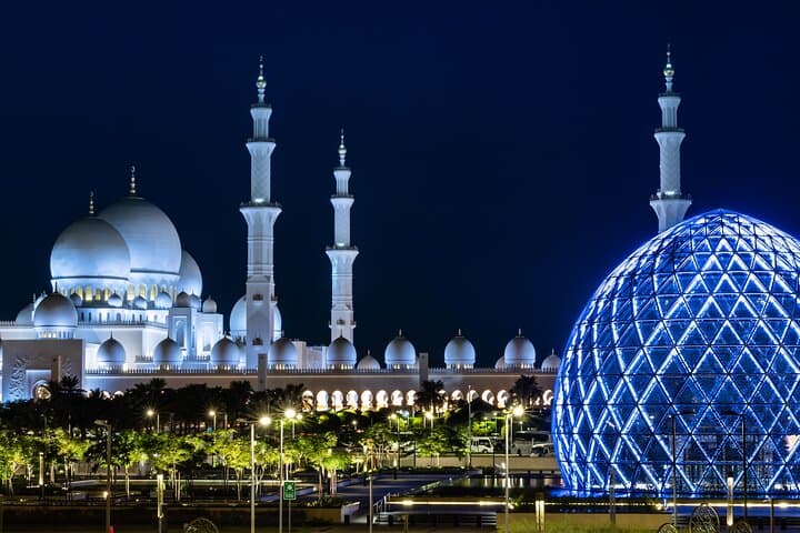 Private Abu Dhabi City Tour with Pick Up